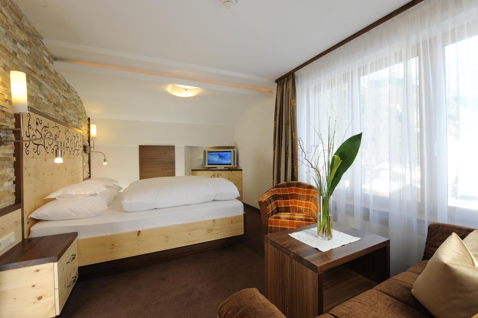 אישגל Hotel Jaegerhof מראה חיצוני תמונה