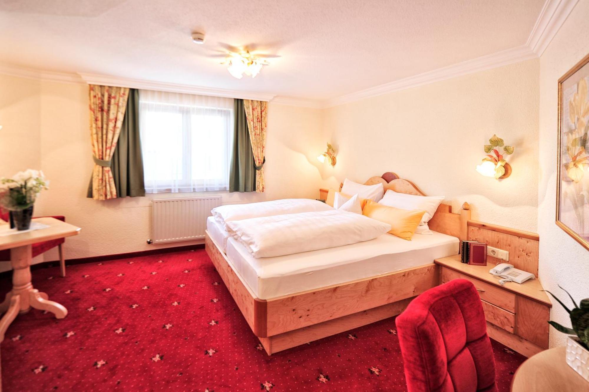 אישגל Hotel Jaegerhof מראה חיצוני תמונה