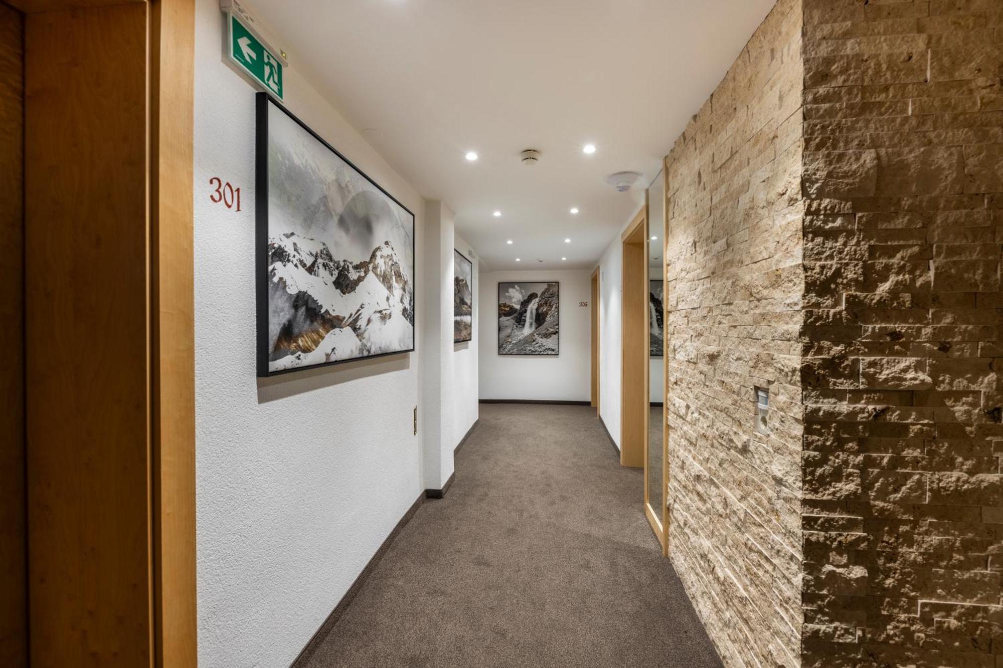 אישגל Hotel Jaegerhof מראה חיצוני תמונה