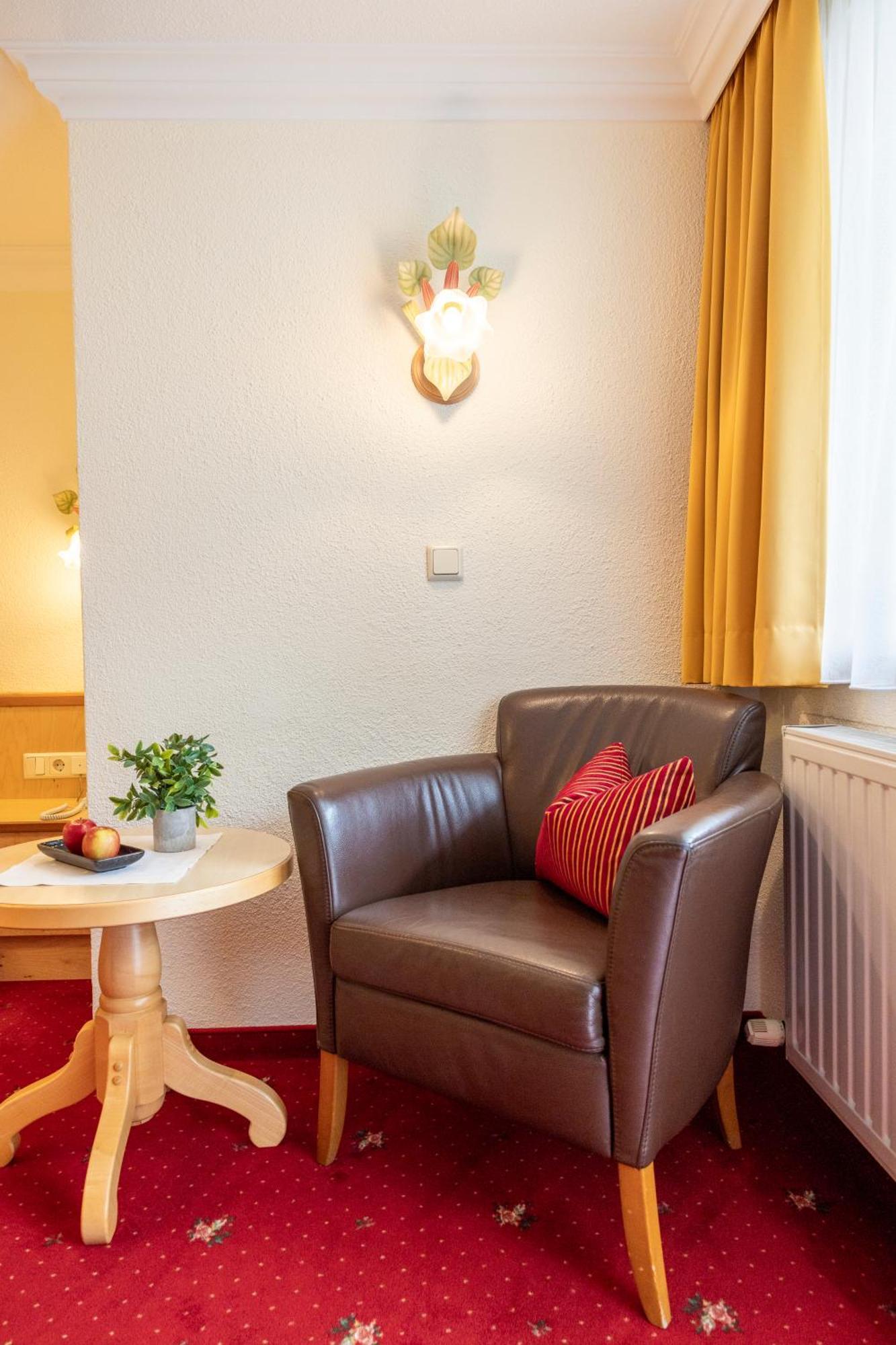 אישגל Hotel Jaegerhof מראה חיצוני תמונה