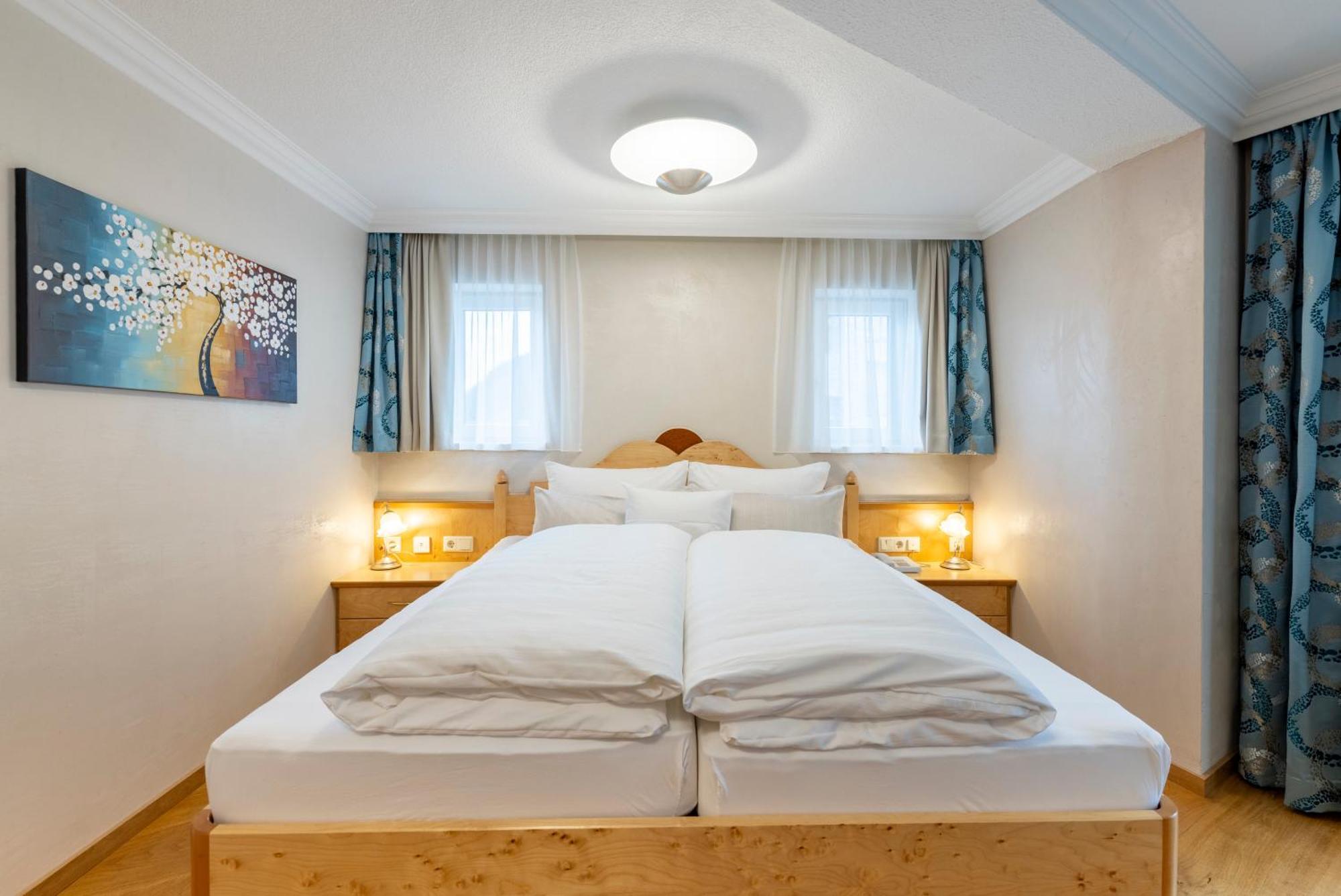 אישגל Hotel Jaegerhof מראה חיצוני תמונה